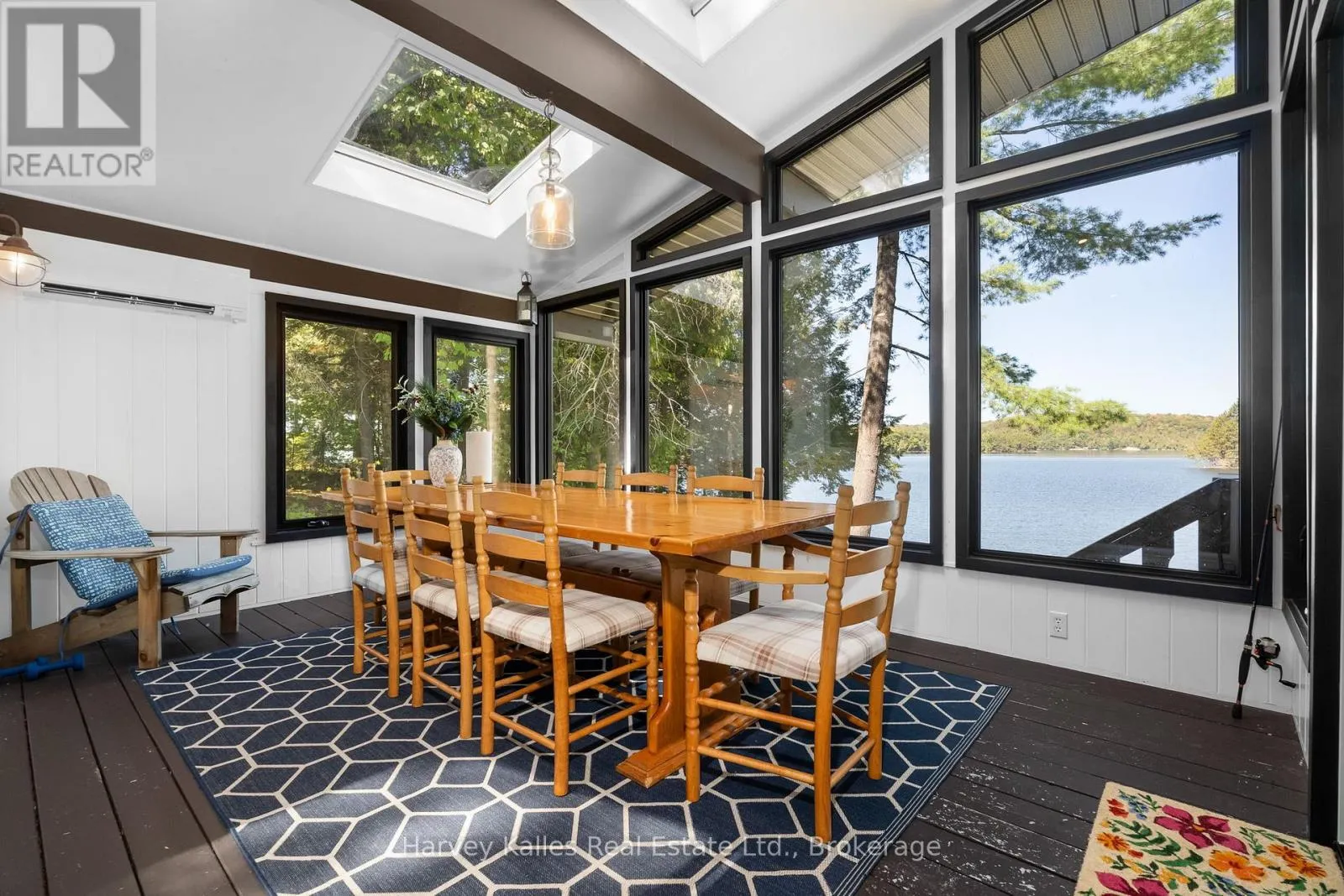 1003 HOLLOW ROAD