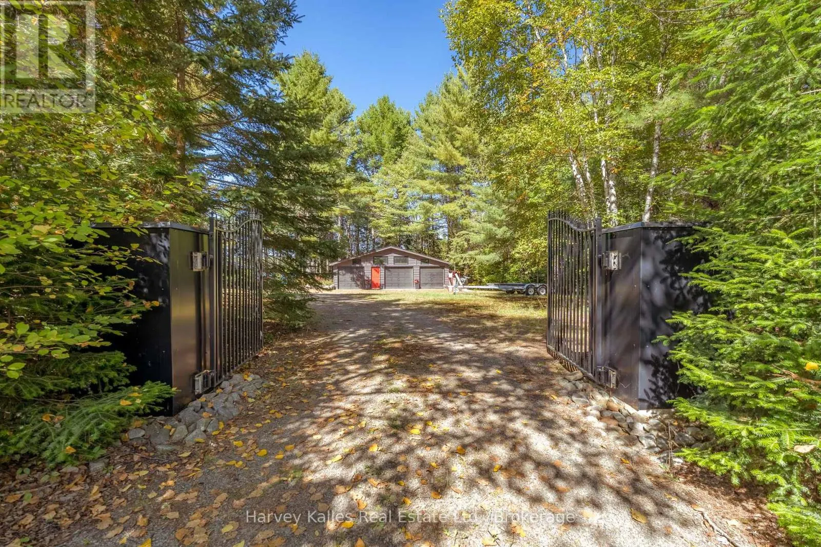 1003 HOLLOW ROAD