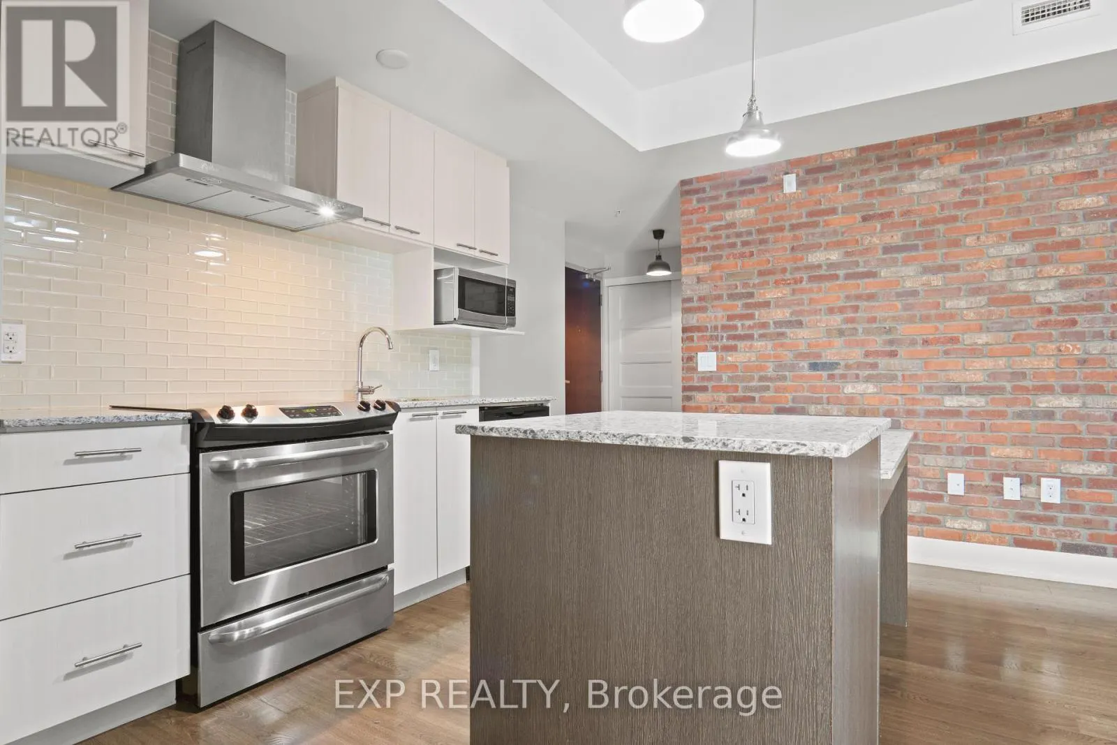 108 - 2785 BASELINE ROAD