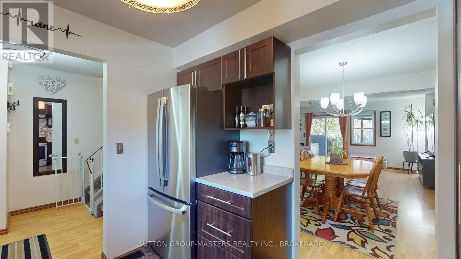 4 TRILLIUM COURT