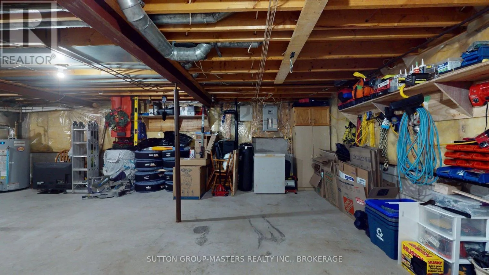 4 TRILLIUM COURT