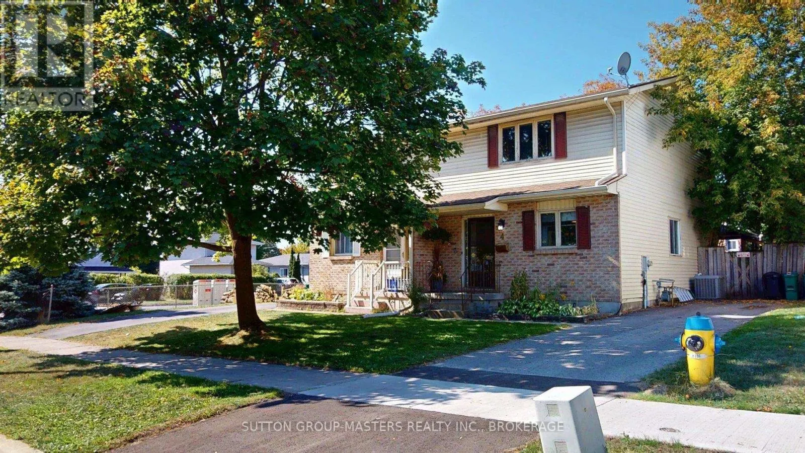4 TRILLIUM COURT