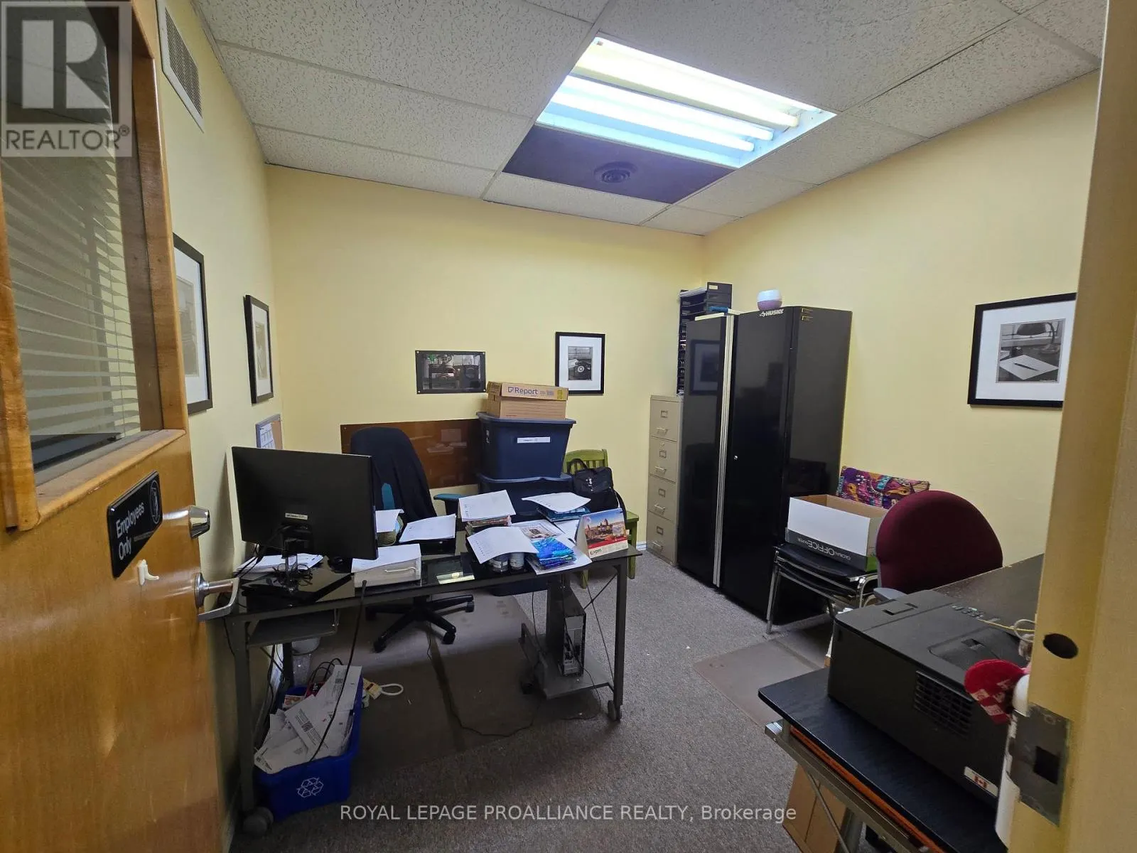 2 - 191 DUNDAS STREET E, #2