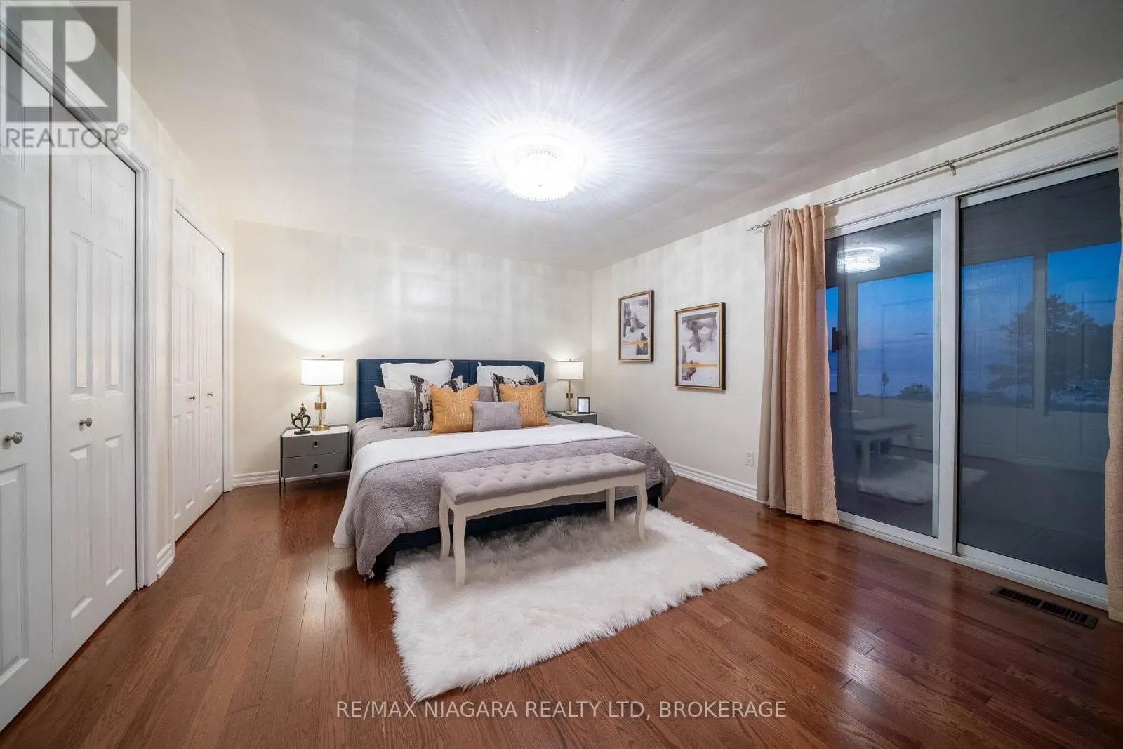 49 ROYAL YORK ROAD