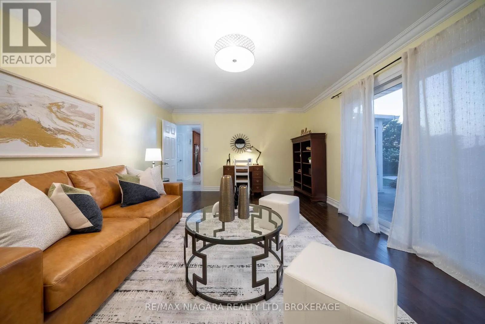49 ROYAL YORK ROAD