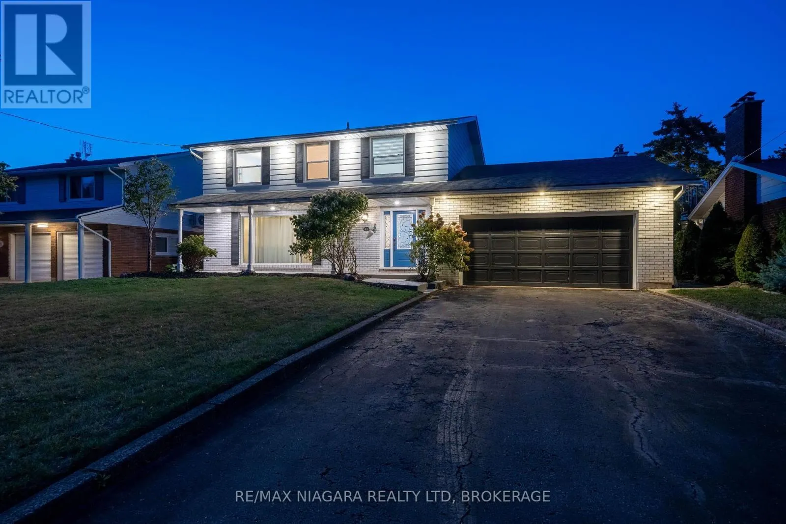 49 ROYAL YORK ROAD