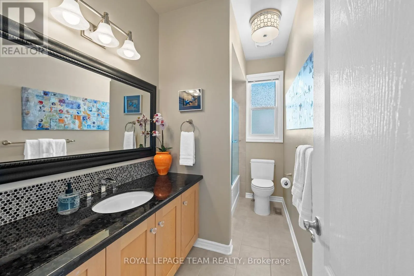 2193 TRAILWOOD DRIVE