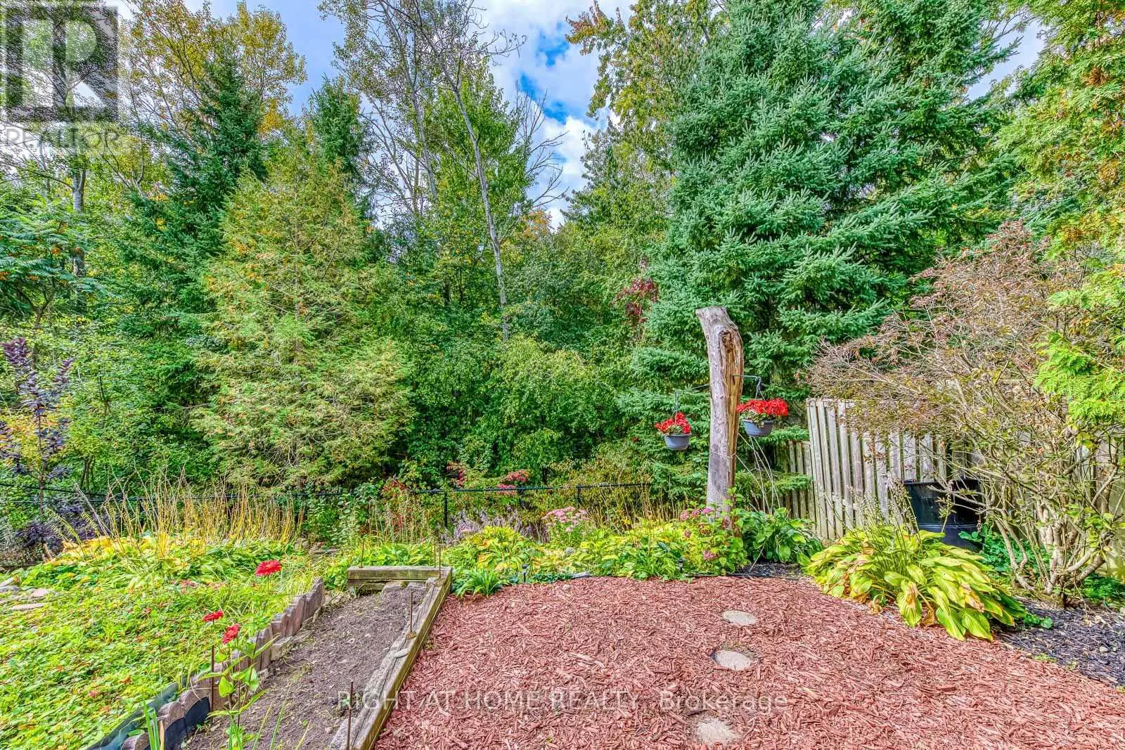 457 LAUREL GATE DRIVE