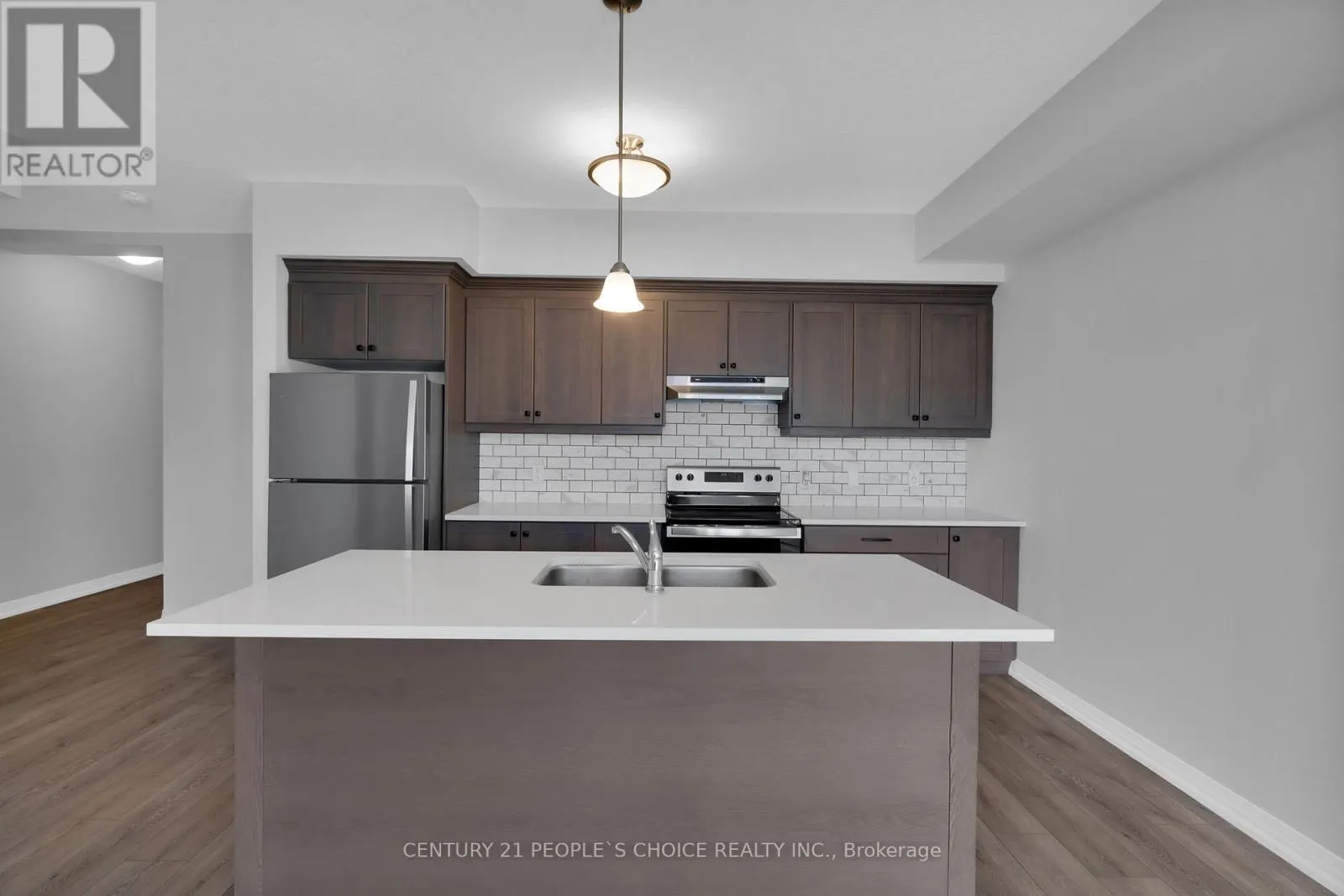76 - 261 WOODBINE AVENUE