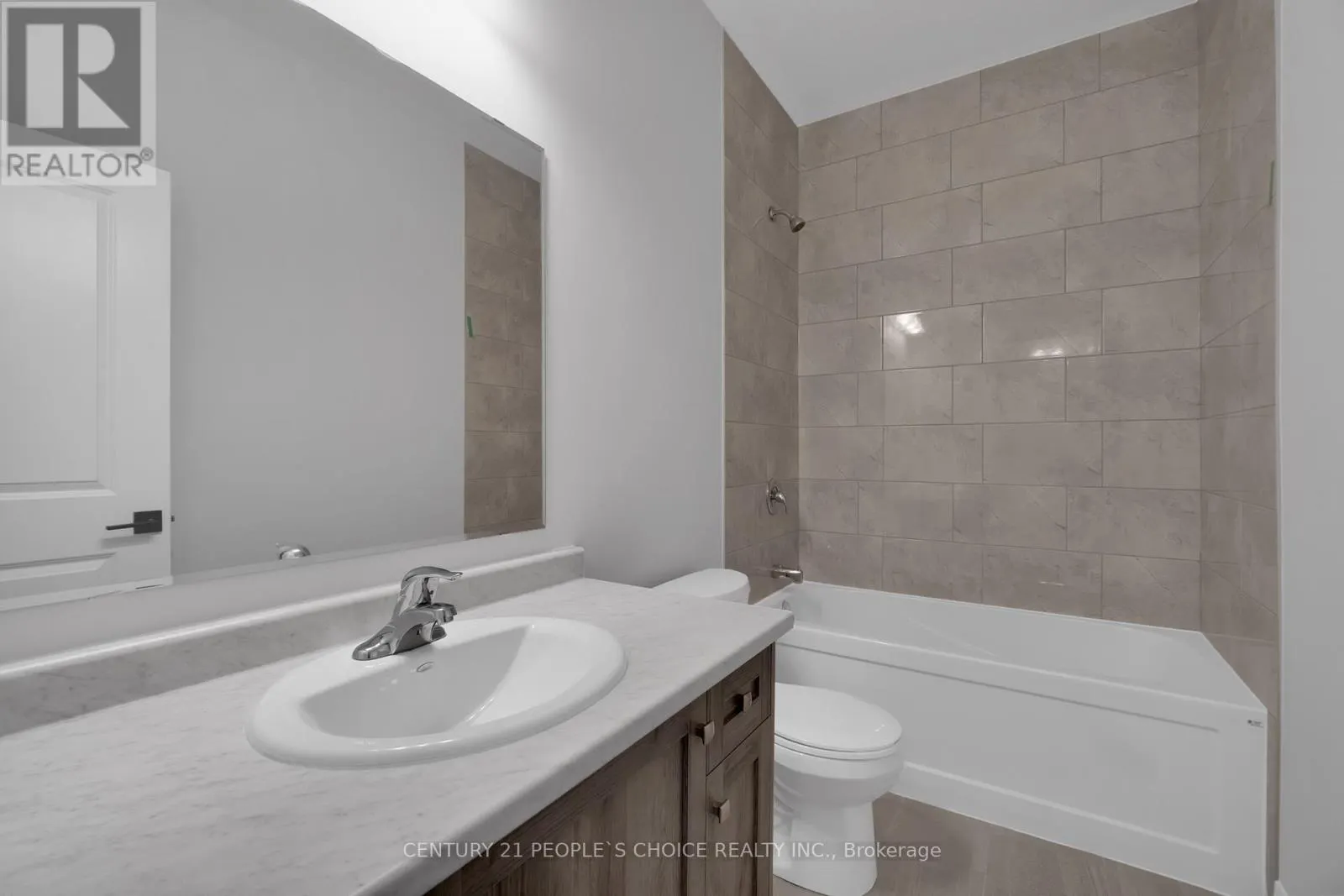 76 - 261 WOODBINE AVENUE