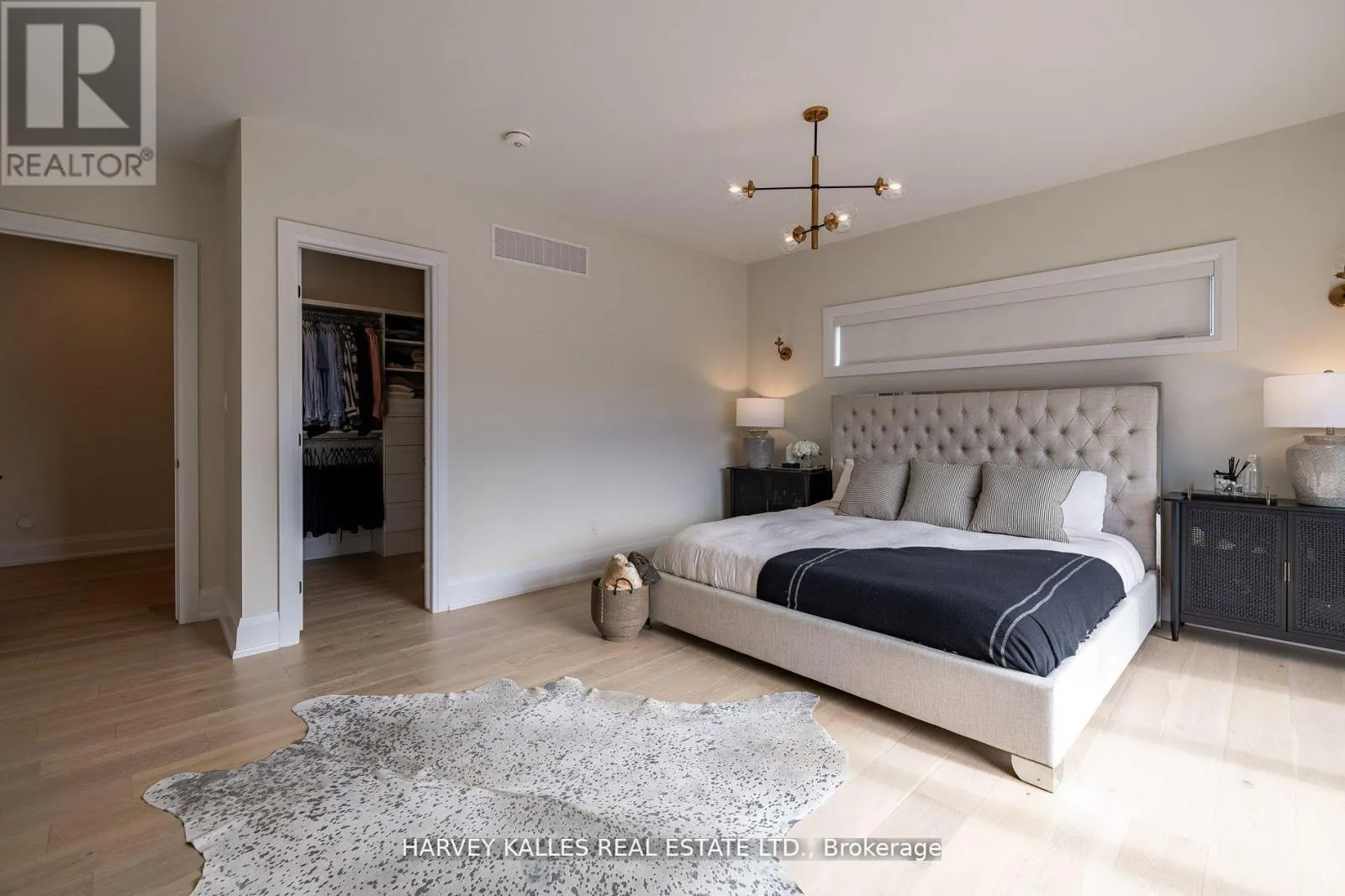 1 - 121 FIDDLERS GREEN ROAD