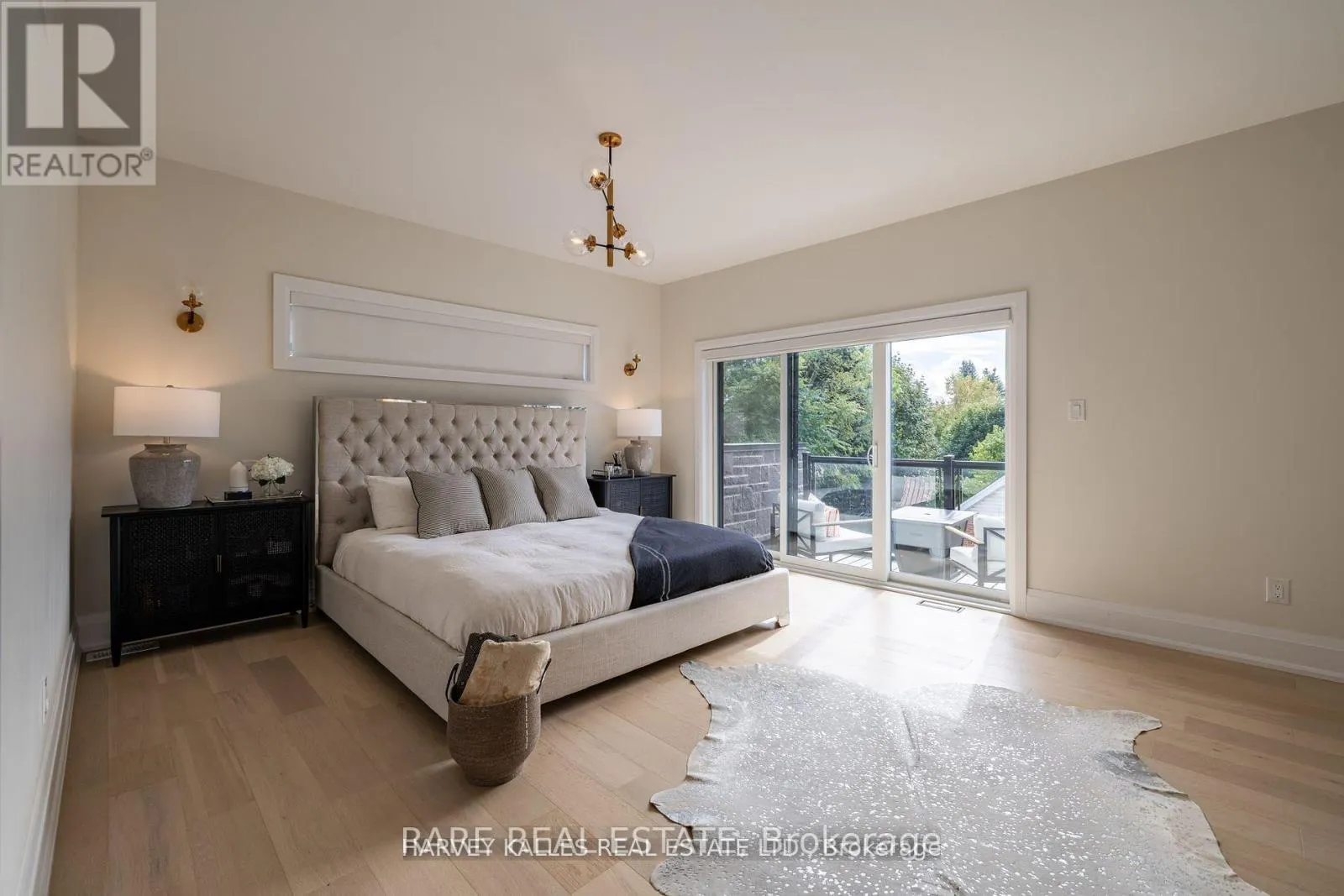 1 - 121 FIDDLERS GREEN ROAD