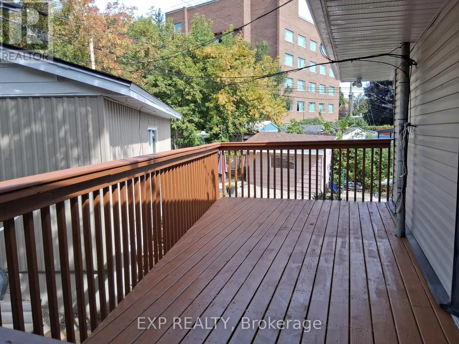 215 LAVERGNE STREET