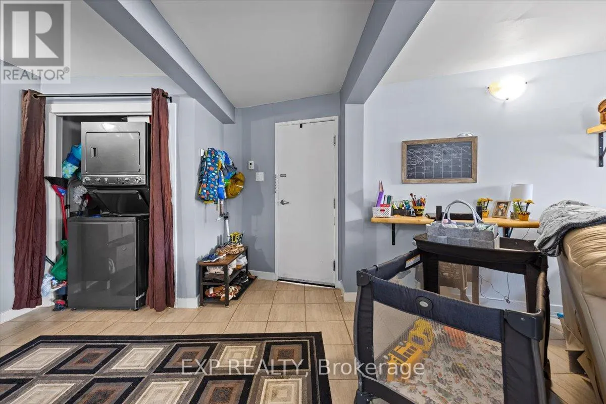 215 LAVERGNE STREET