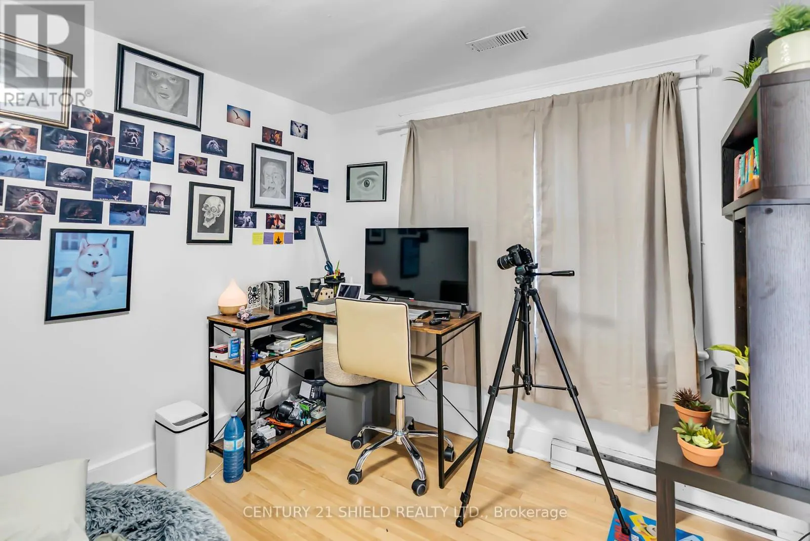 607 FIRST STREET E