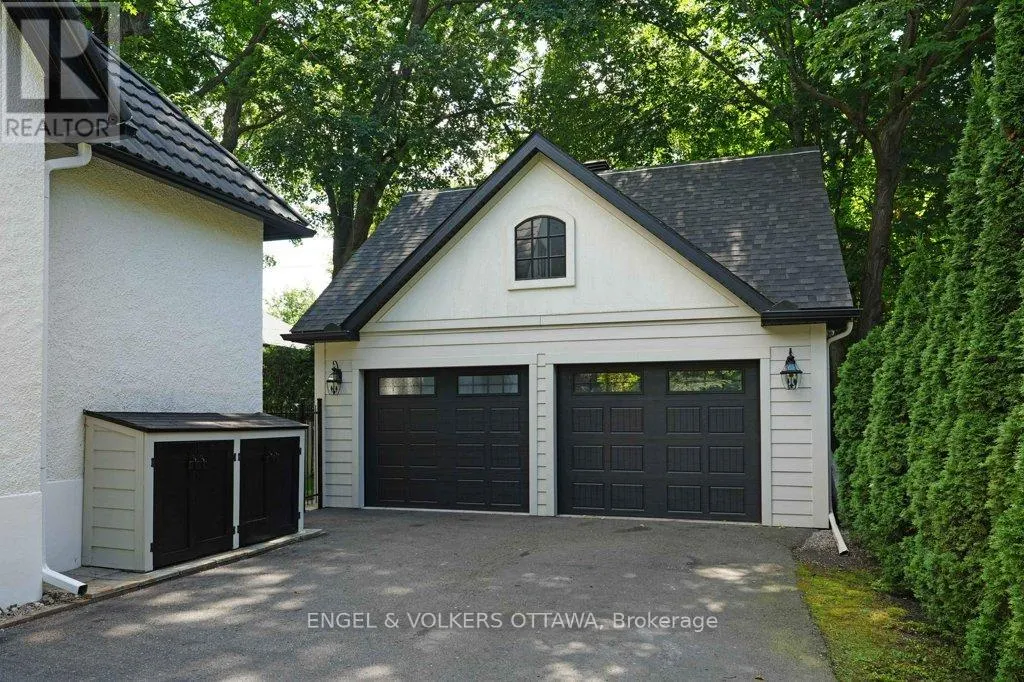 386 ASHBURY ROAD