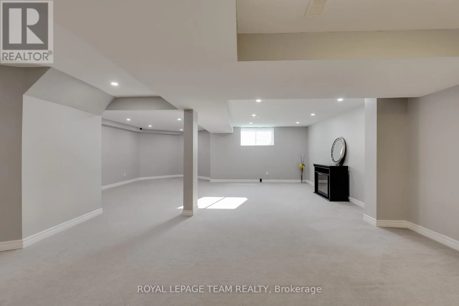 36 KEIGHLEY CIRCLE