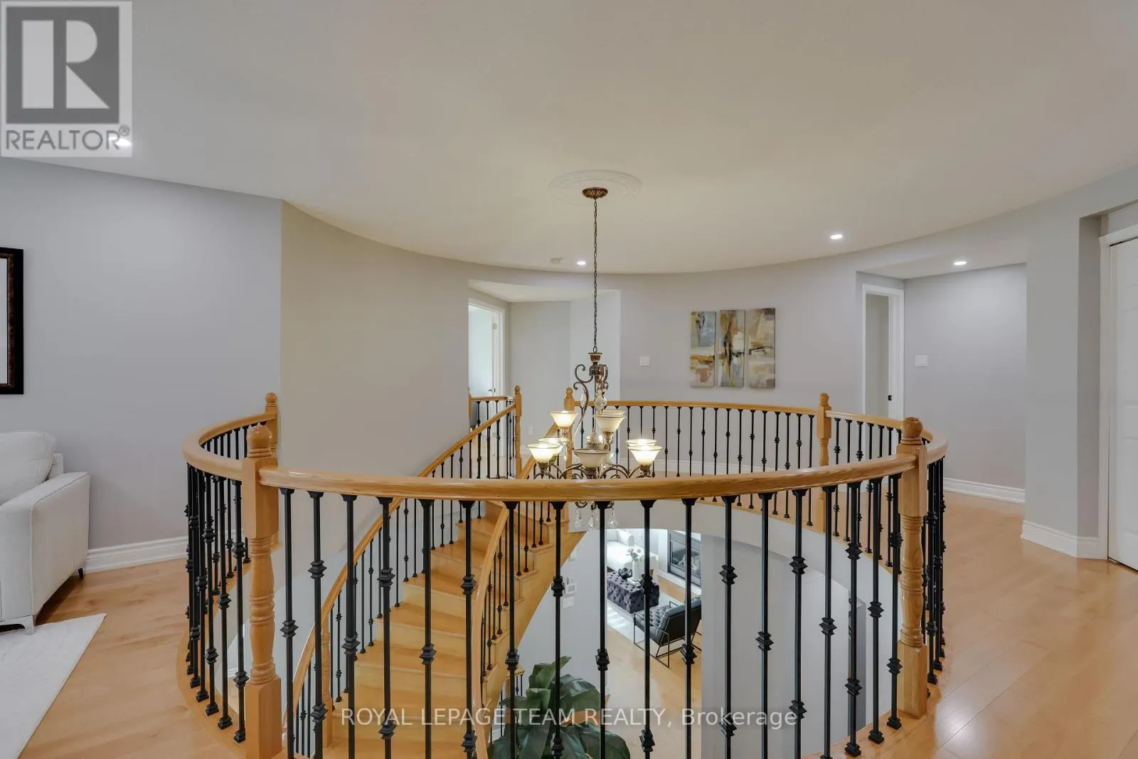 36 KEIGHLEY CIRCLE