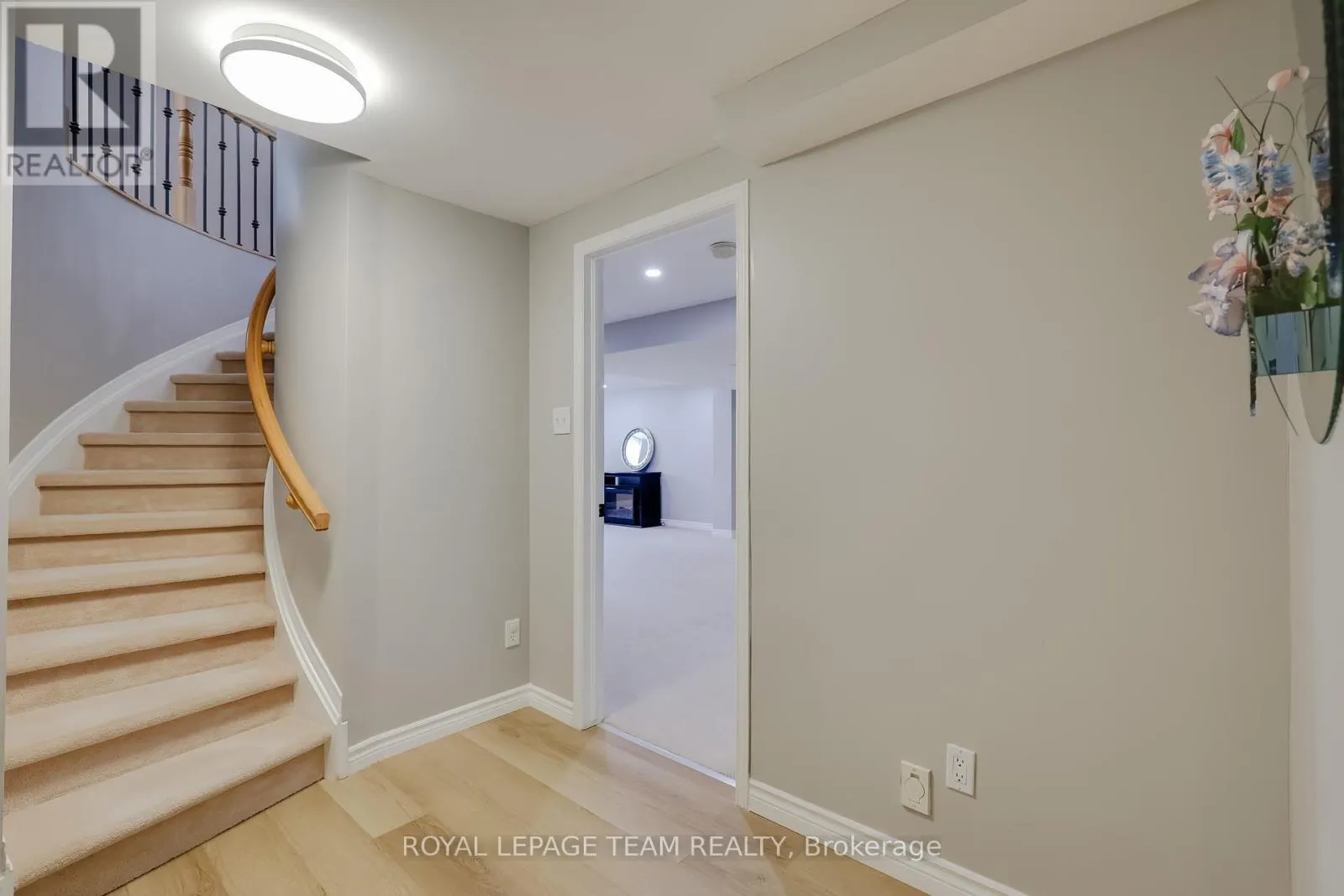 36 KEIGHLEY CIRCLE
