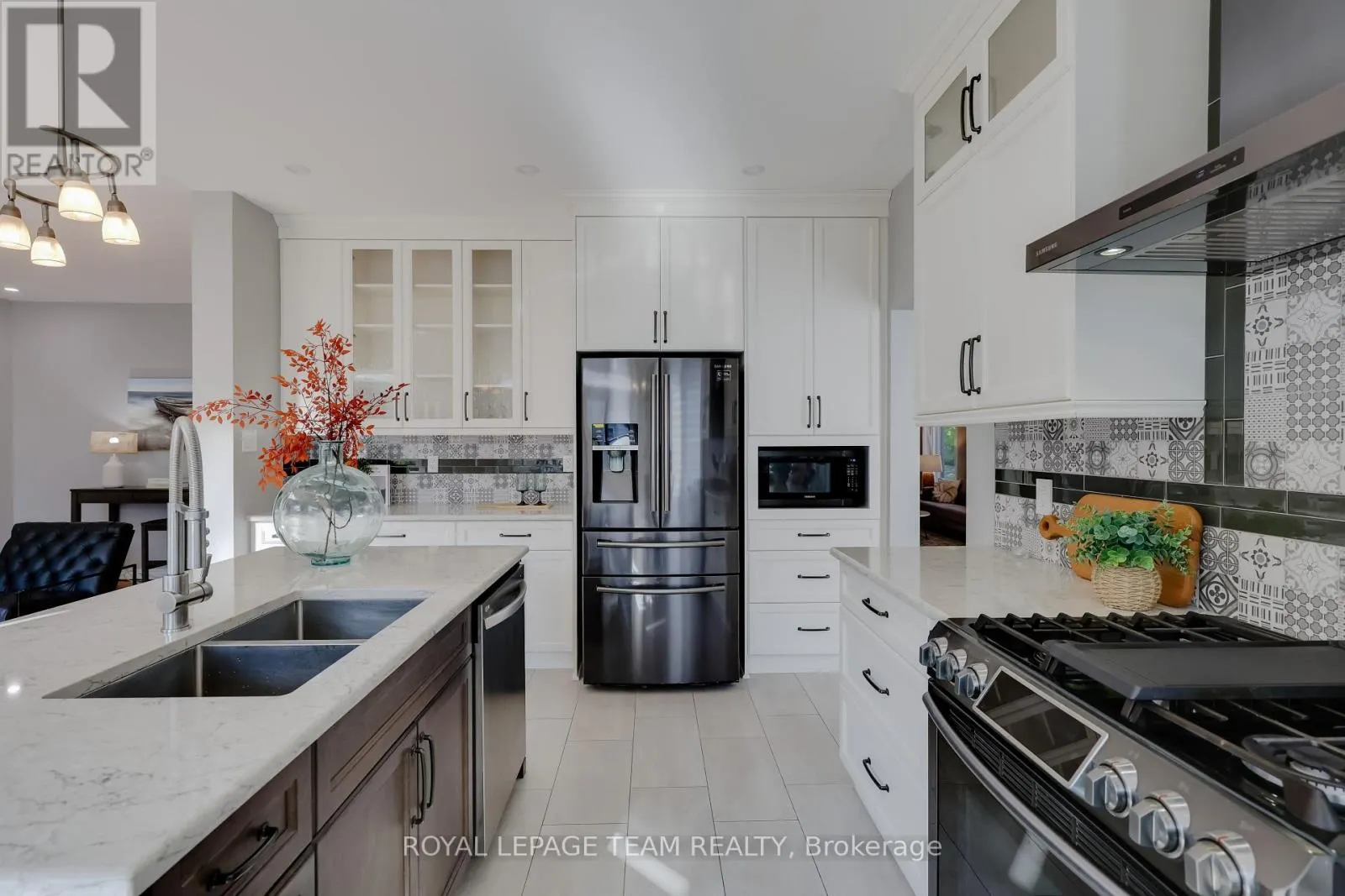 36 KEIGHLEY CIRCLE