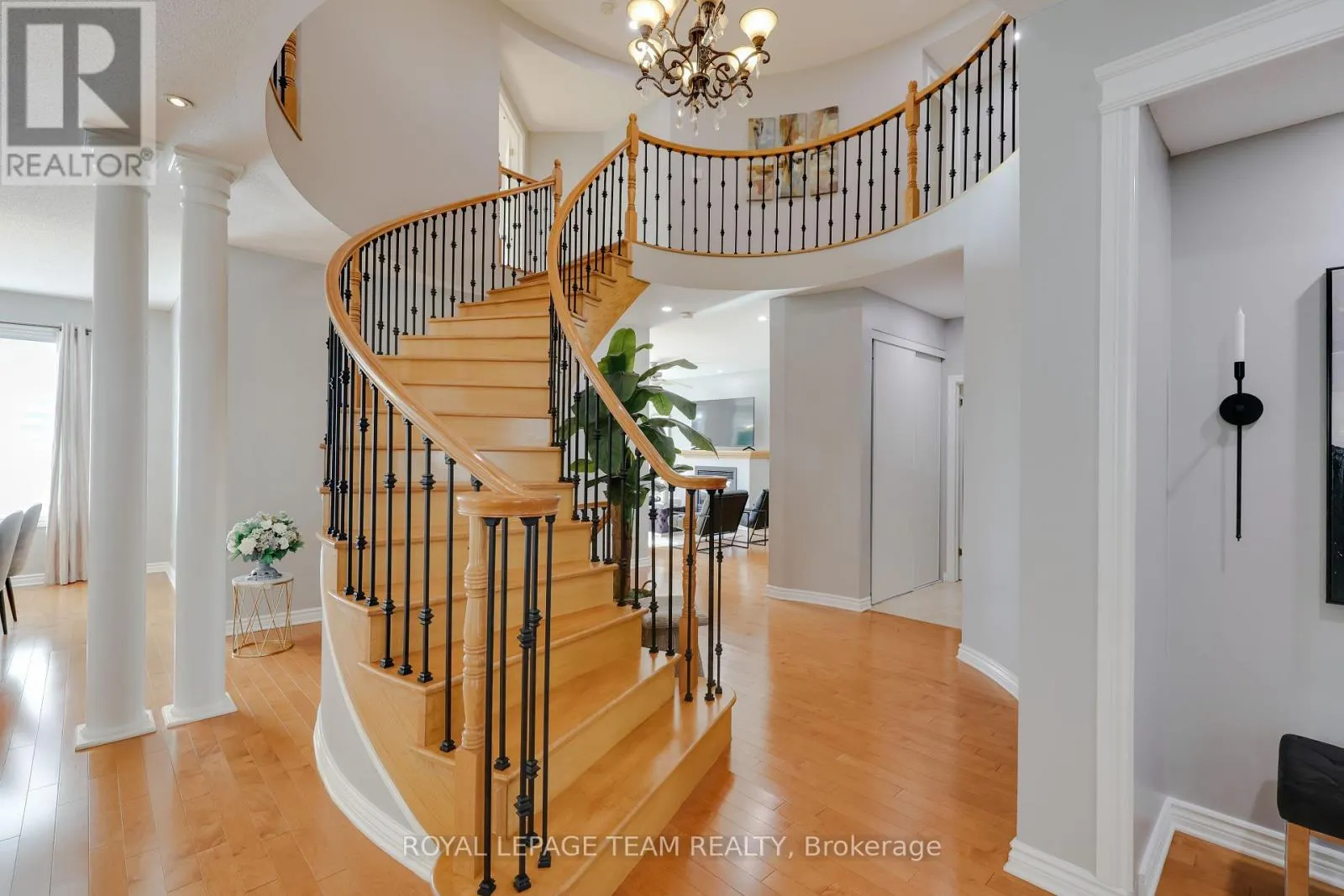 36 KEIGHLEY CIRCLE