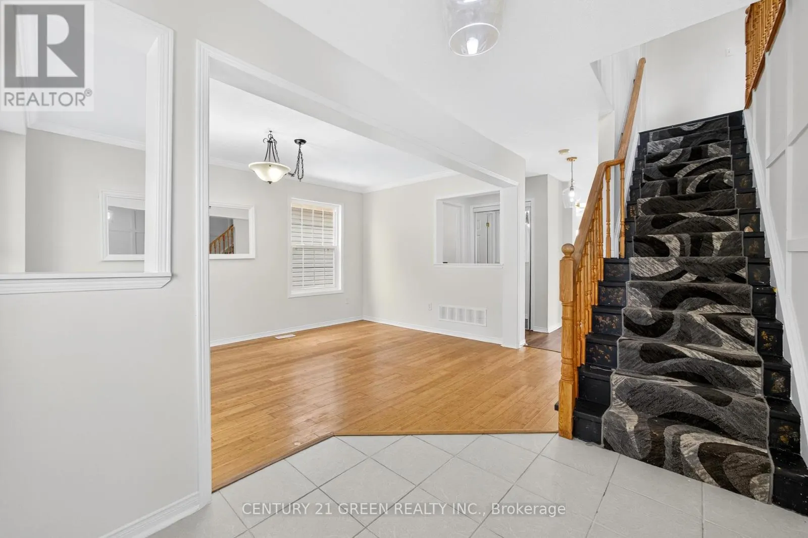 110 HUNTER WAY