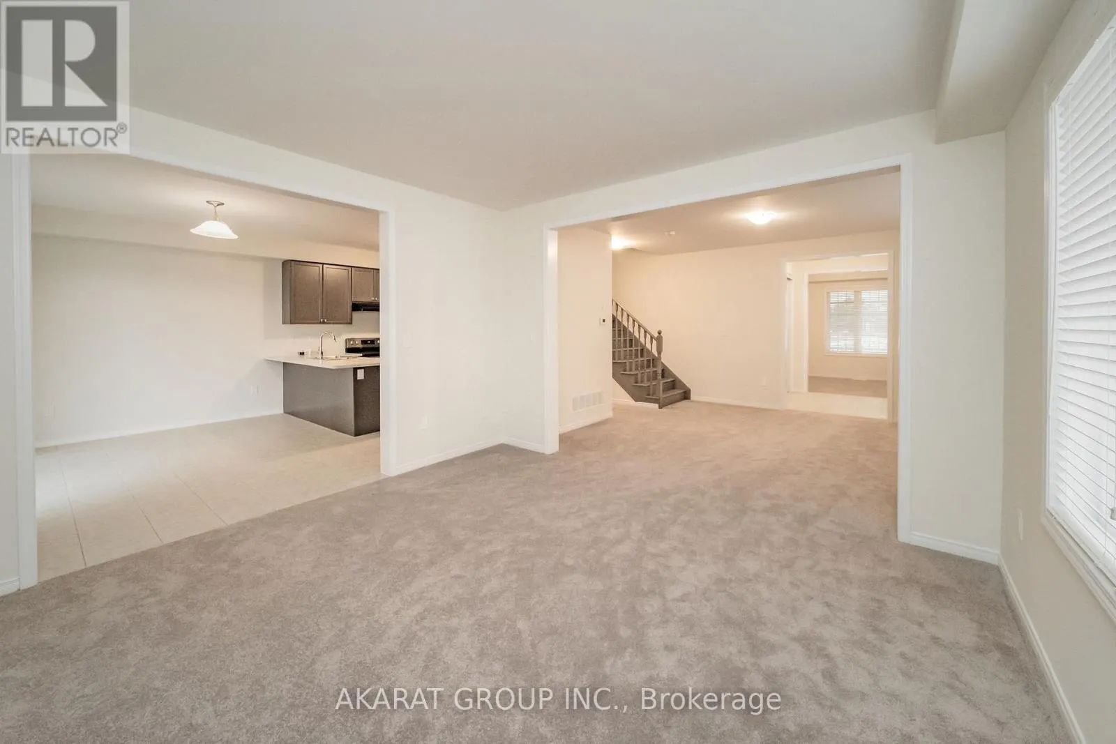21 LEGACY LANE