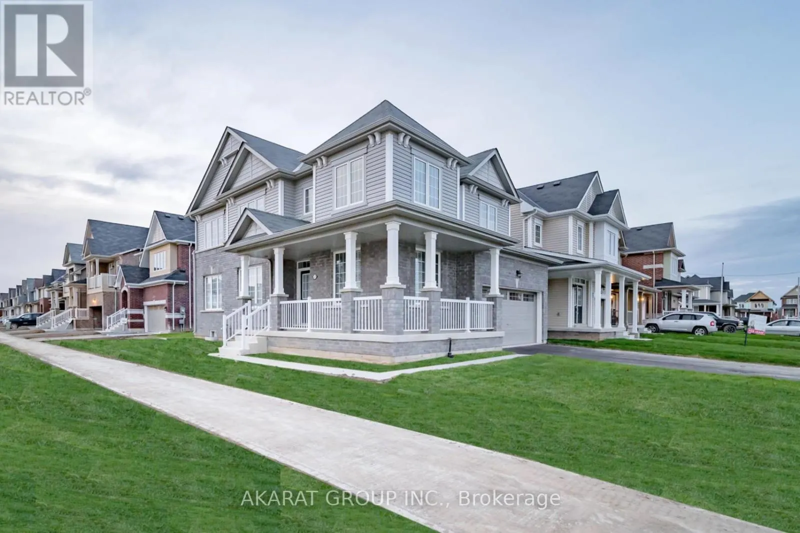 21 LEGACY LANE