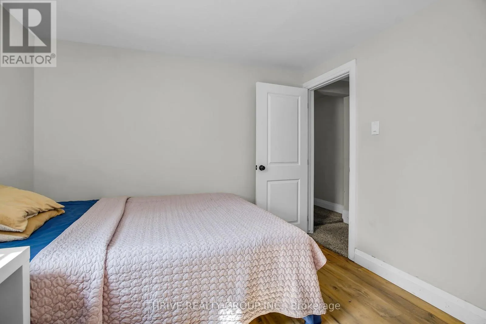 425 RIVERSIDE DRIVE