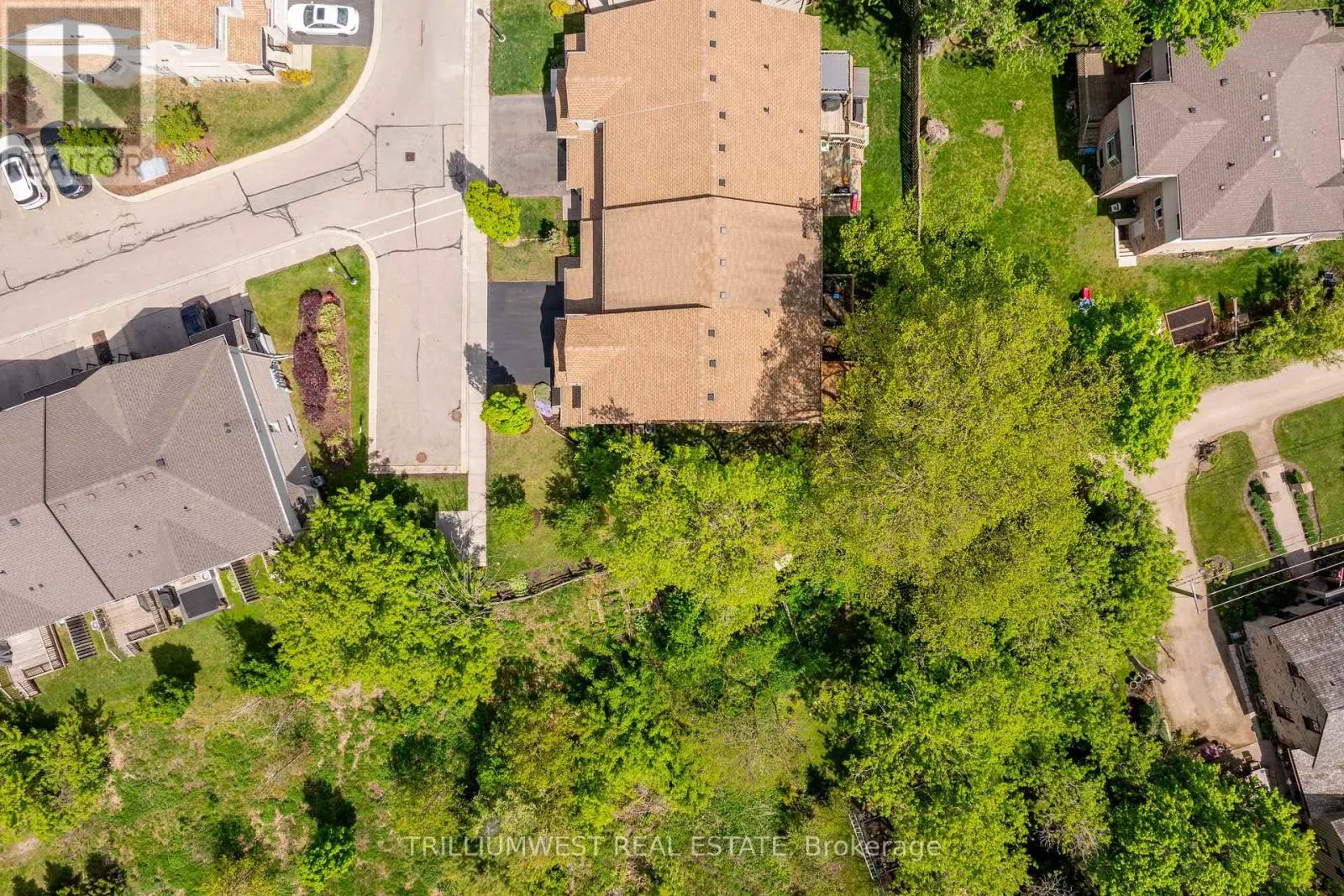 35 - 105 PINNACLE DRIVE