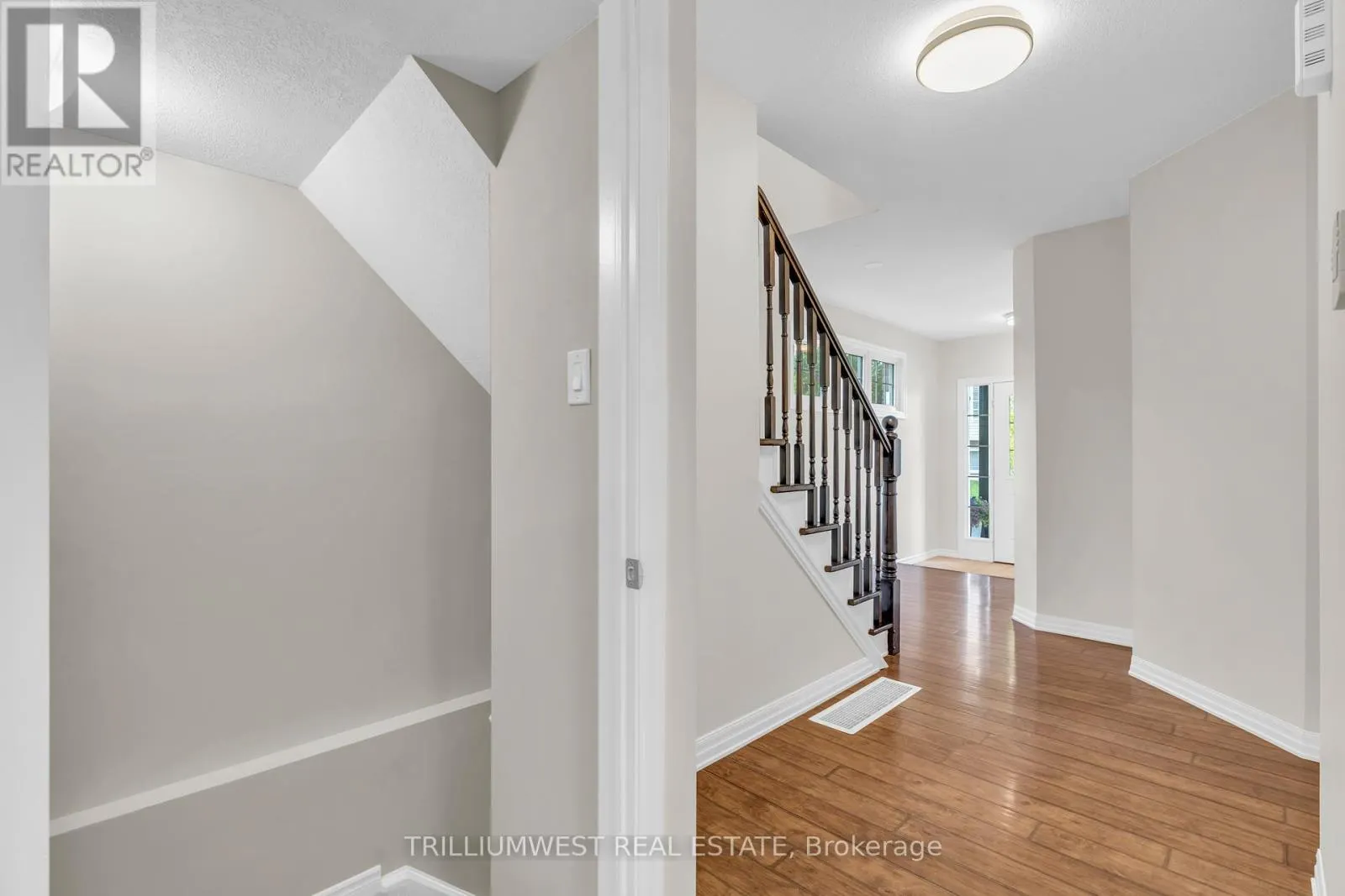 35 - 105 PINNACLE DRIVE