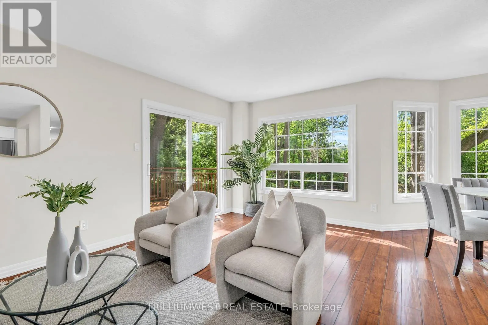 35 - 105 PINNACLE DRIVE