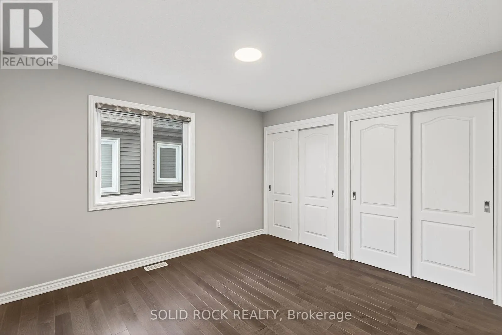 520 ELM PARK AVENUE