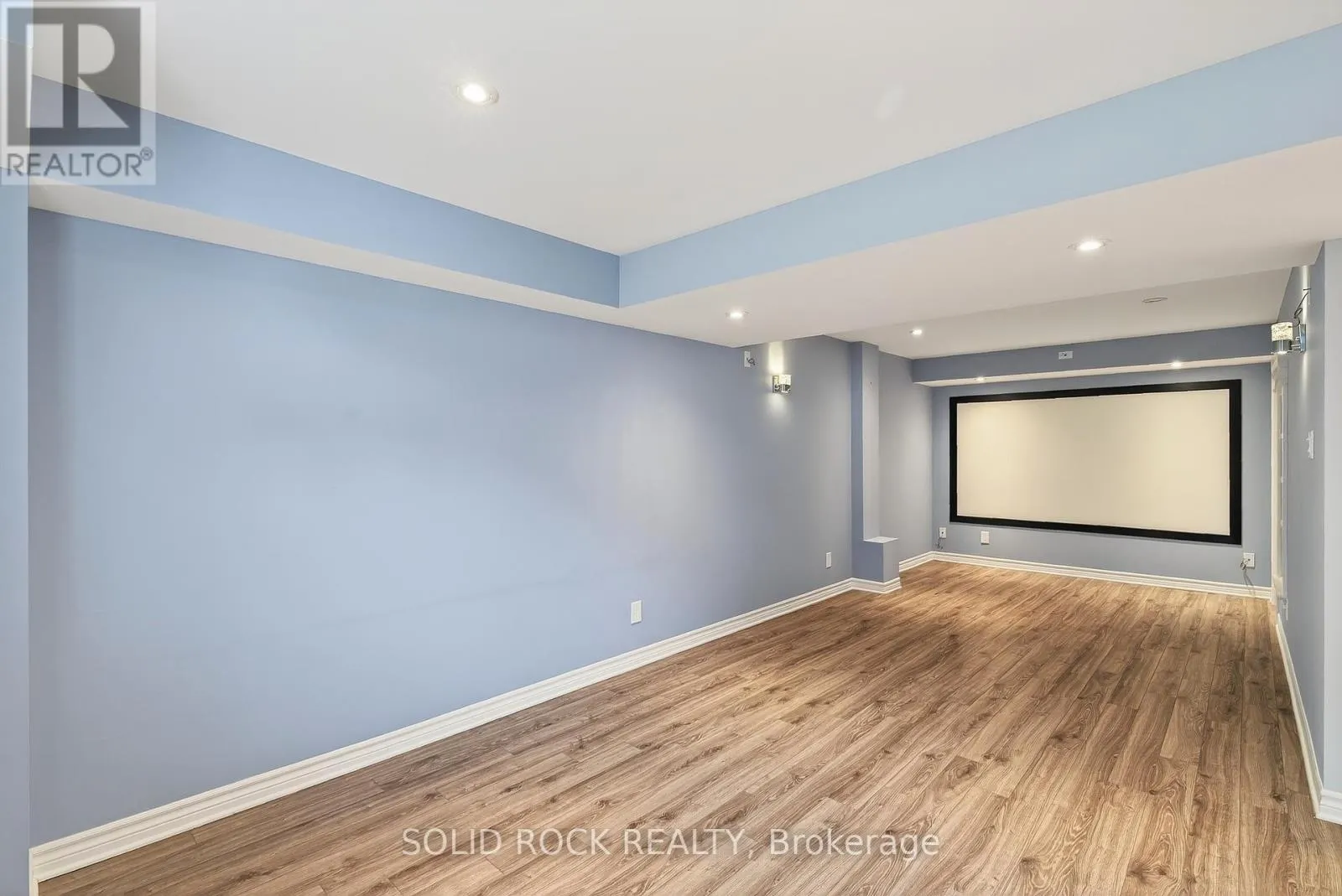 520 ELM PARK AVENUE