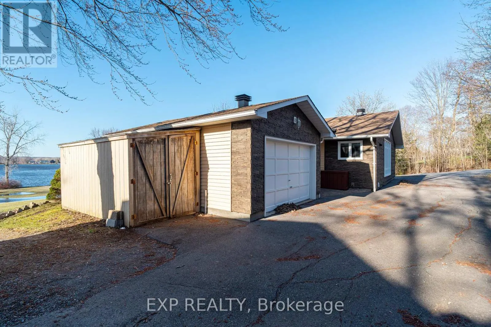 2577 REGIONAL 174 ROAD