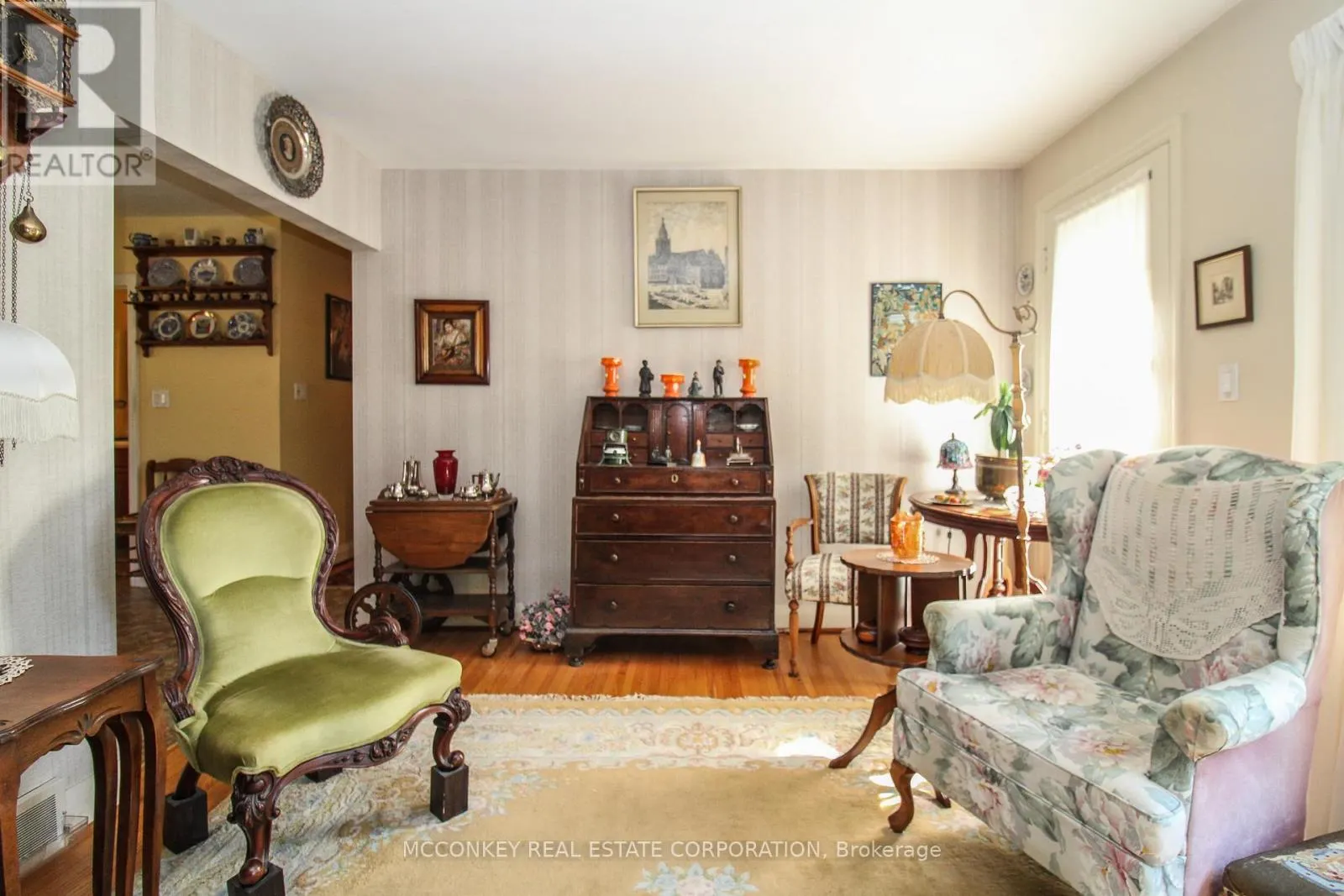 17 ENGLEBURN PLACE