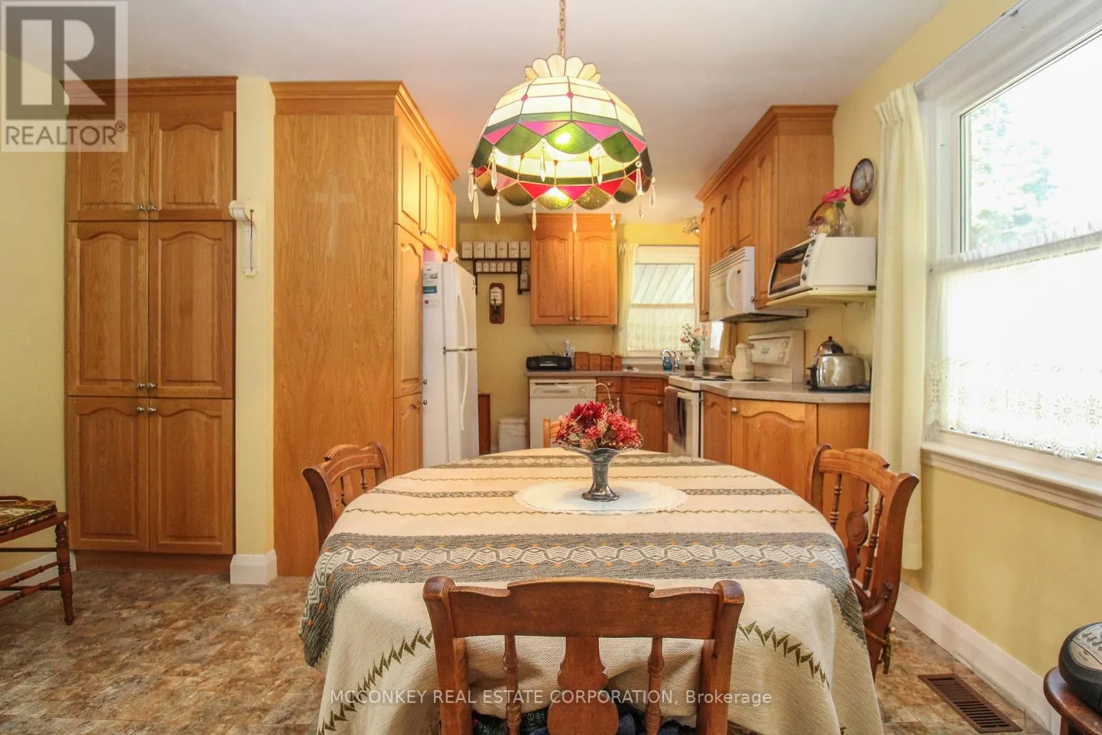 17 ENGLEBURN PLACE