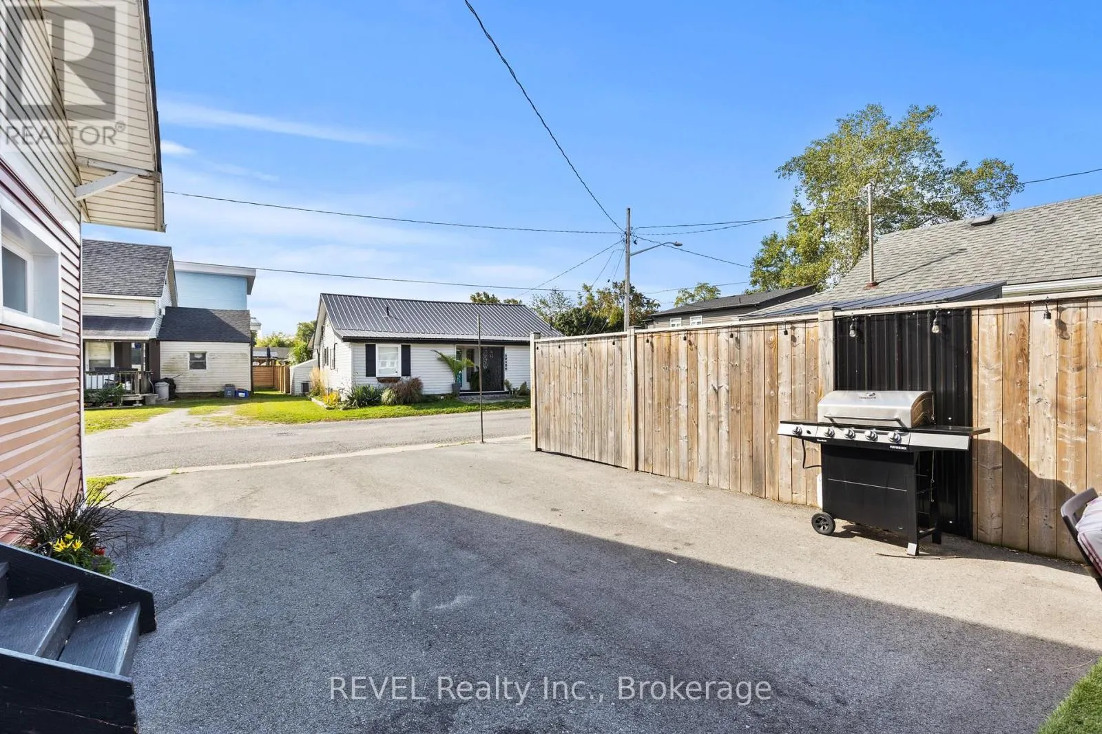 313 RIDGEWAY ROAD