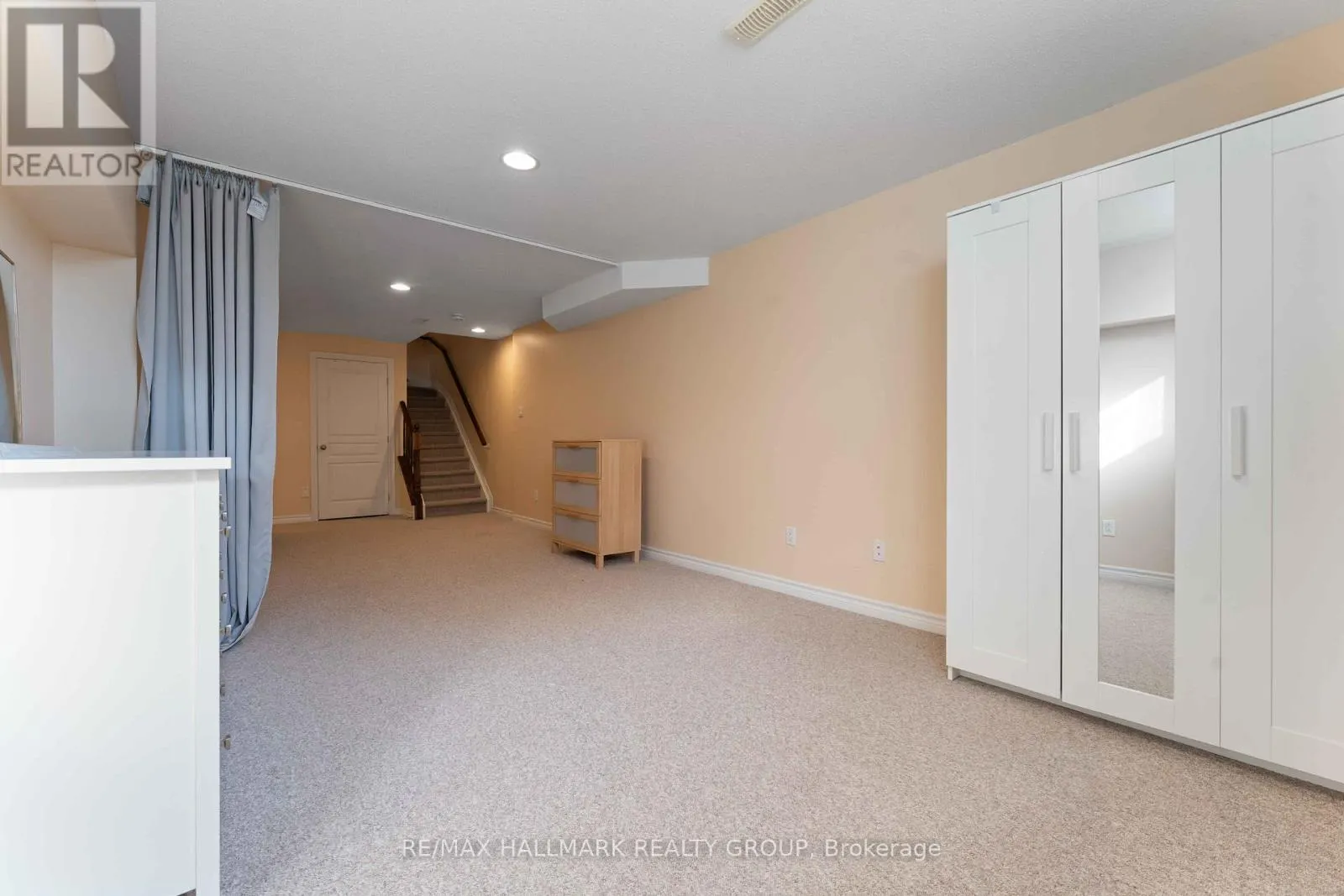 504 SALZBURG DRIVE