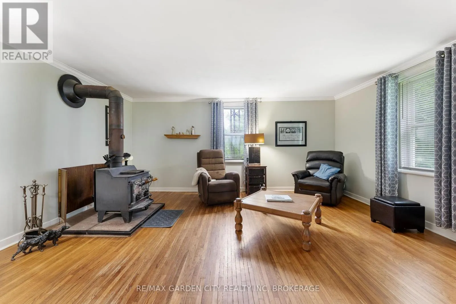 5400 NORTH SERVICE ROAD