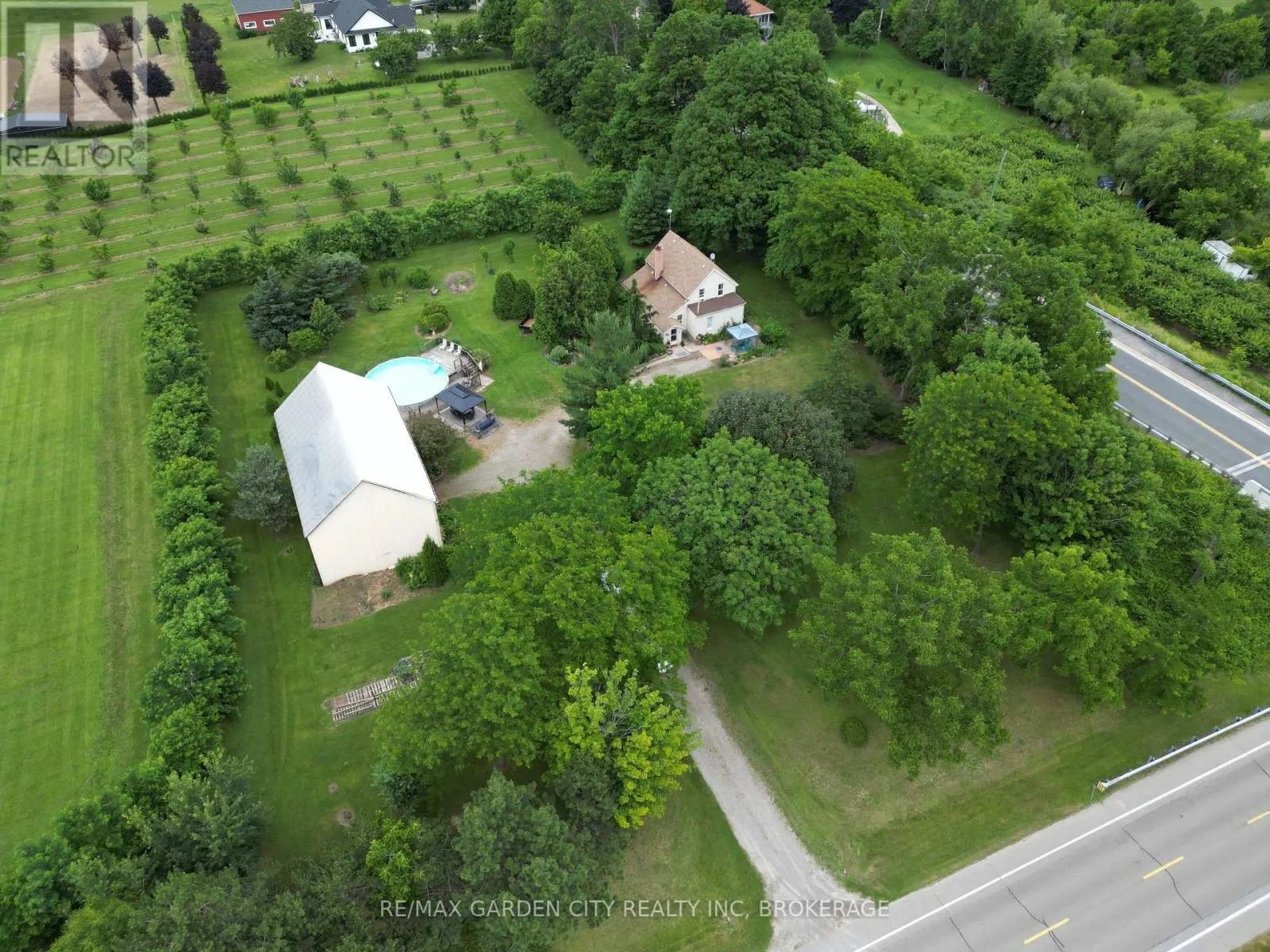 5400 NORTH SERVICE ROAD