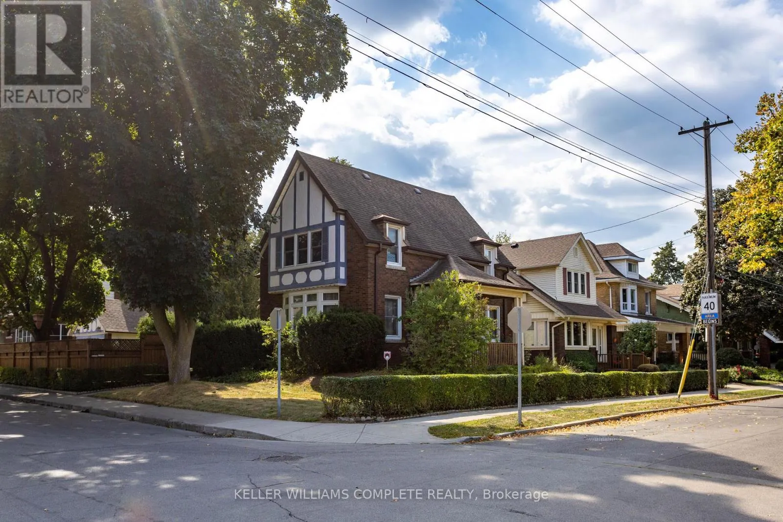 52 BALMORAL AVENUE S