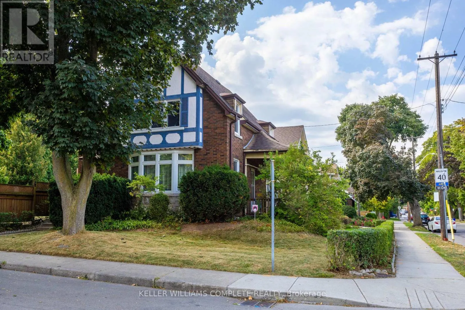 52 BALMORAL AVENUE S