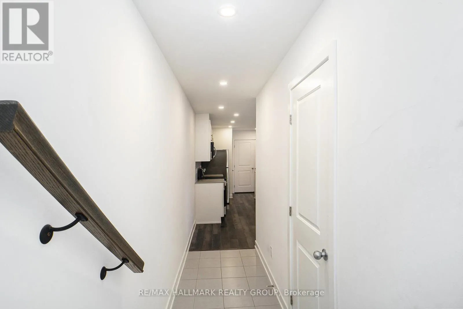 F - 380 ROLLING MEADOWS CRESCENT