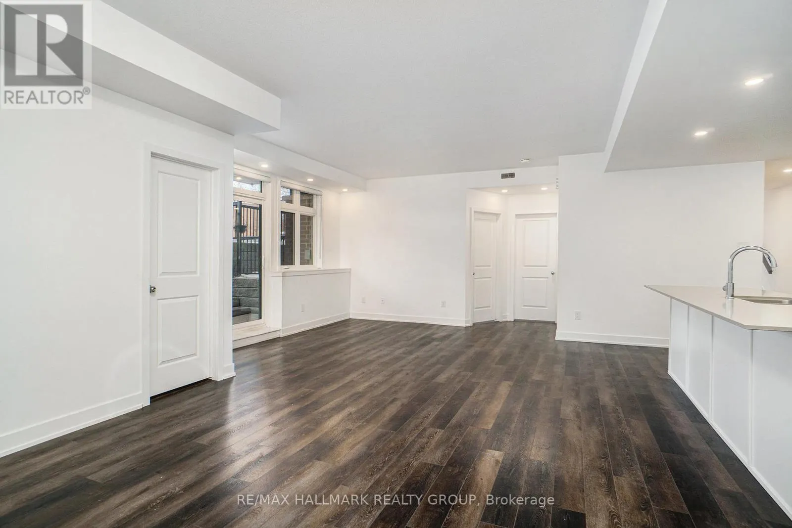 F - 380 ROLLING MEADOWS CRESCENT