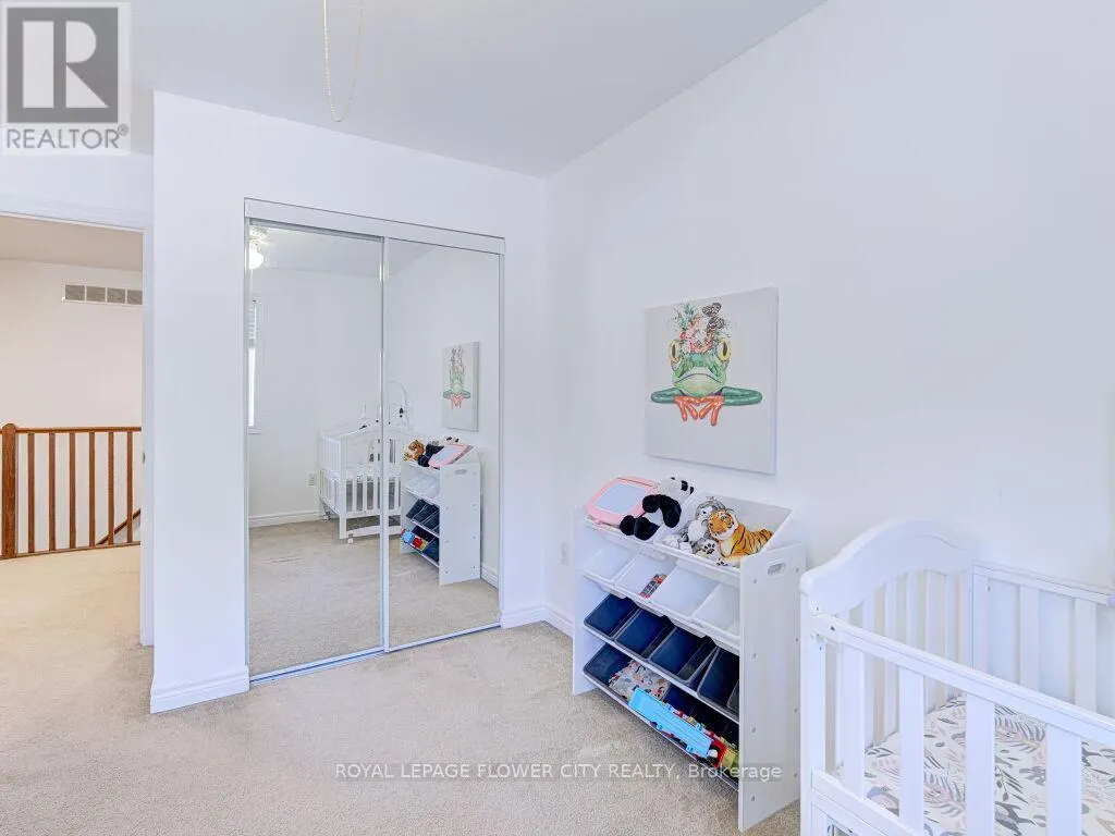 24 - 250 AINSLIE STREET