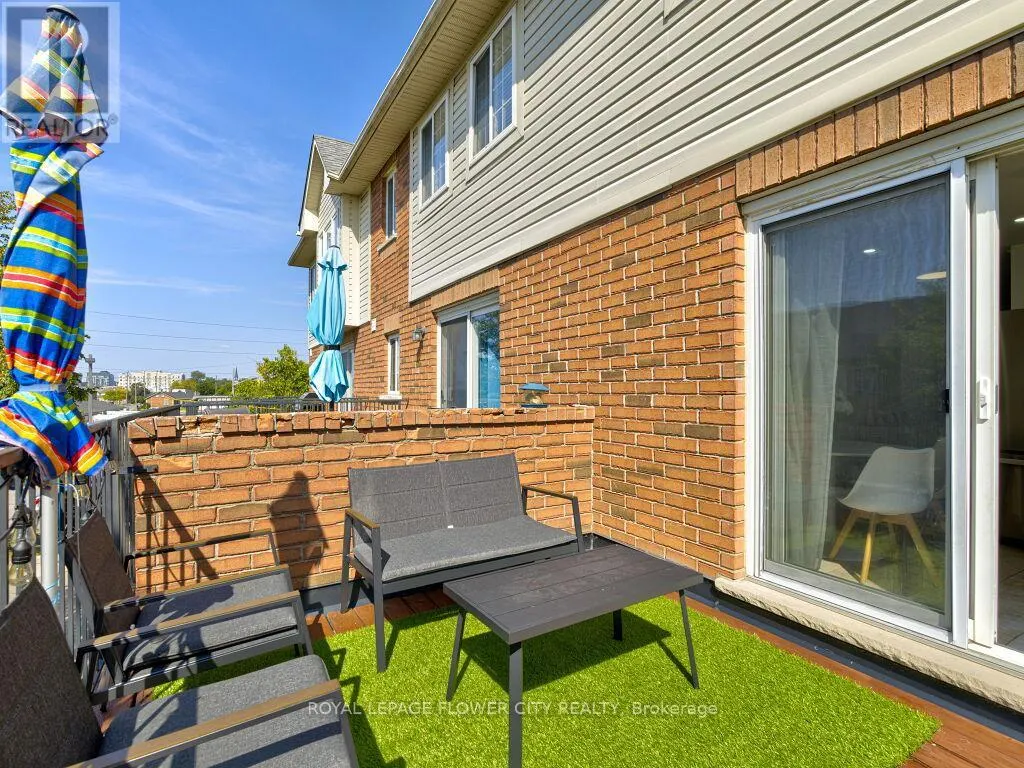 24 - 250 AINSLIE STREET