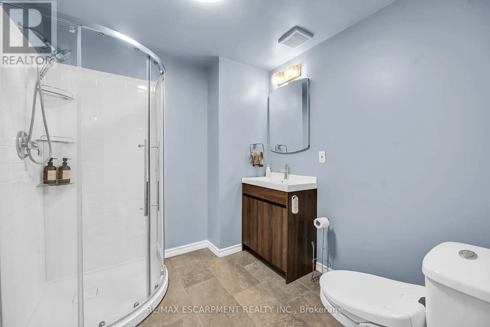 494 KORTRIGHT ROAD W