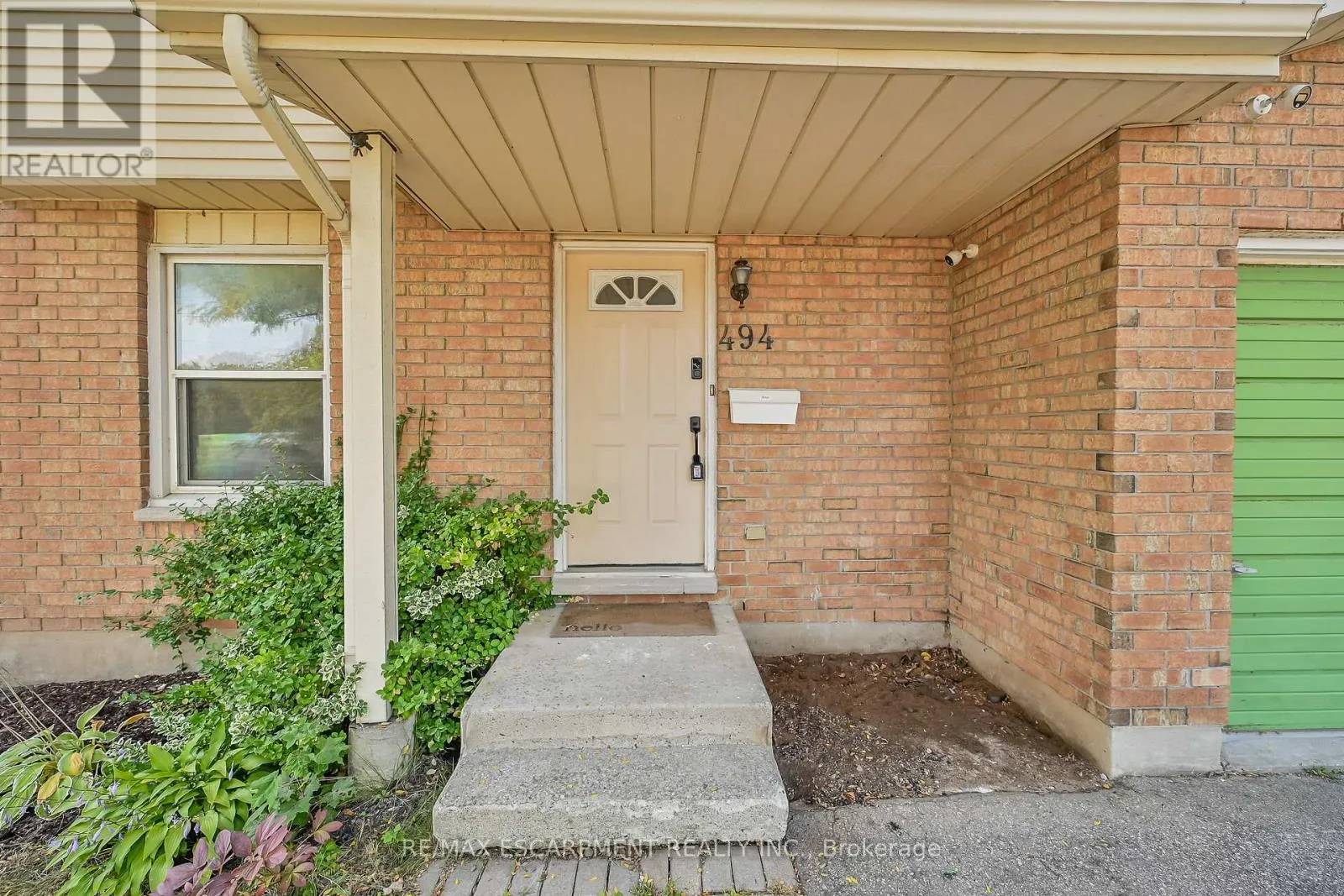 494 KORTRIGHT ROAD W