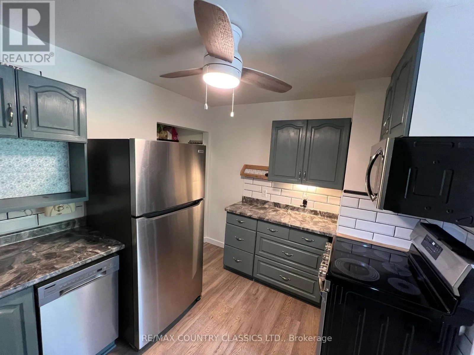 164 TROUT LAKE ROAD